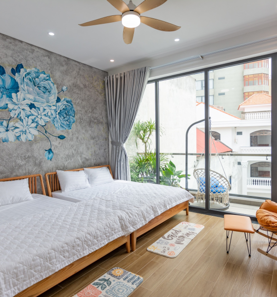 16 Nguyễn Hiền Đi Bộ Ra Bãi Tắm Thùy Vân