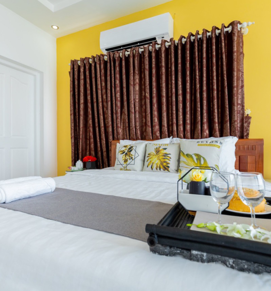 Villa 69 Trần Phú View Biển Sát Biển