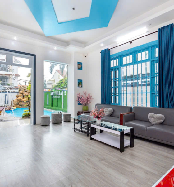 Amy Villa 18 Kim Ngân Đi Bộ Ra Biển