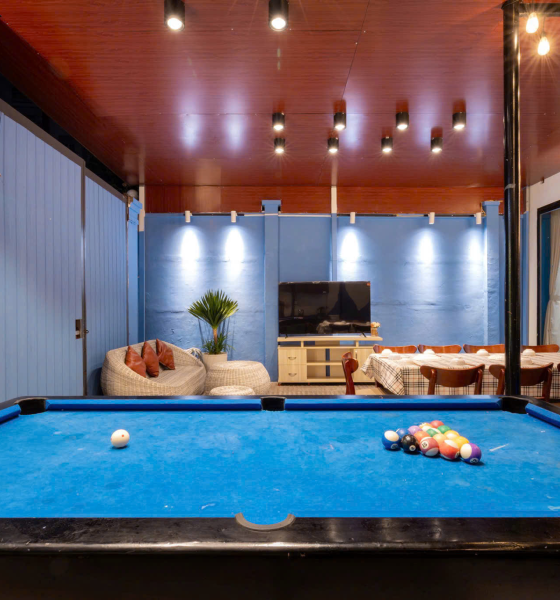 Villa 13 Nguyễn Hiền Đi Bộ Ra Biển