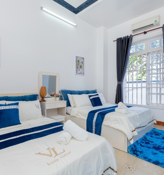 Amy Villa 7 Đi Bộ Ra Biển Bãi Sau Thùy Vân