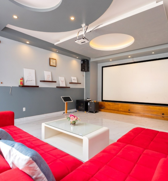 Fira Villa 3 - Phòng Chiếu Phim Màn Hình 200 In