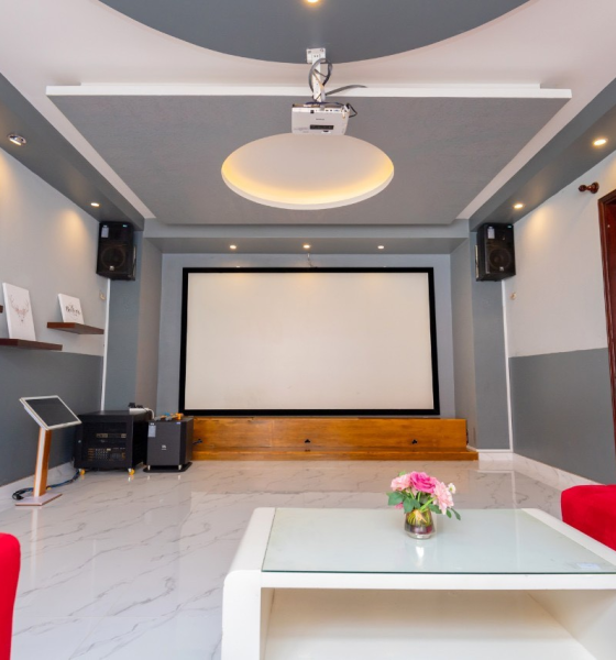Fira Villa 3 - Phòng Chiếu Phim Màn Hình 200 In