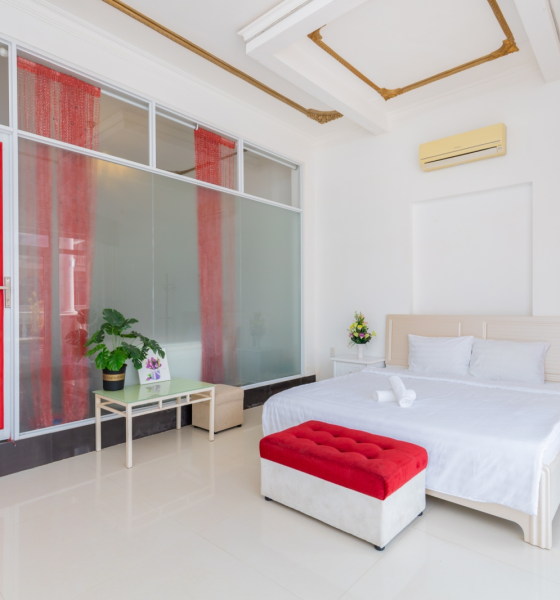 Số 5 Lạc Long Quân