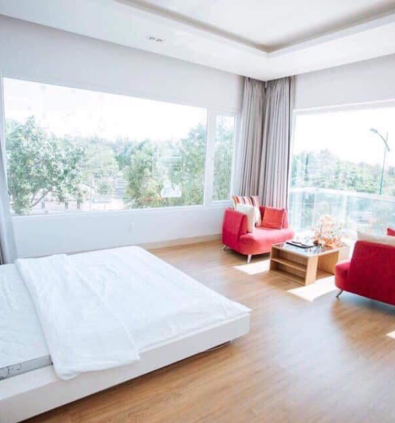 10 Nguyễn Hữu Tiến