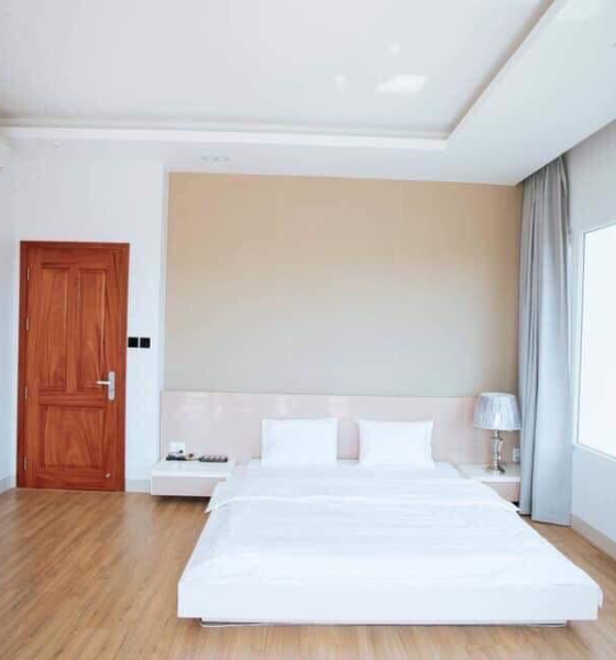 10 Nguyễn Hữu Tiến