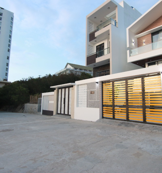 Villa 160/15 Trần Phú - Bãi Dâu - View Biển - Đi Bộ Ra Biển
