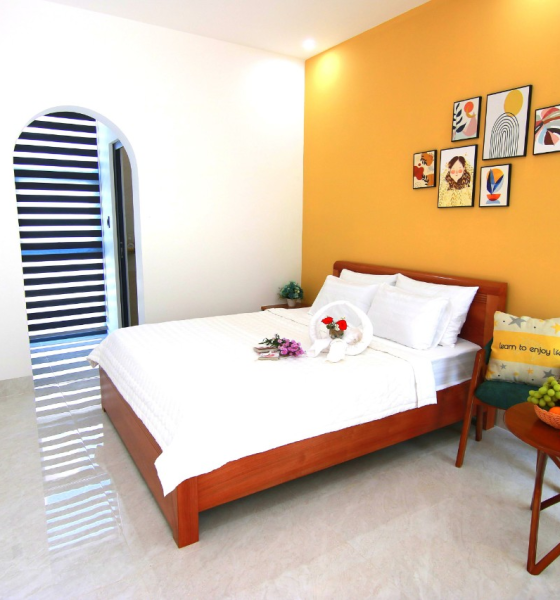 Villa 160/15 Trần Phú - Bãi Dâu - View Biển - Đi Bộ Ra Biển