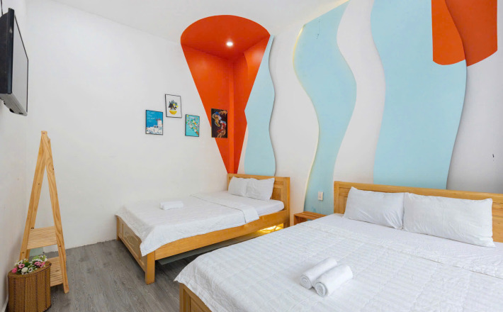 Villa 13 Nguyễn Hiền Đi Bộ Ra Biển