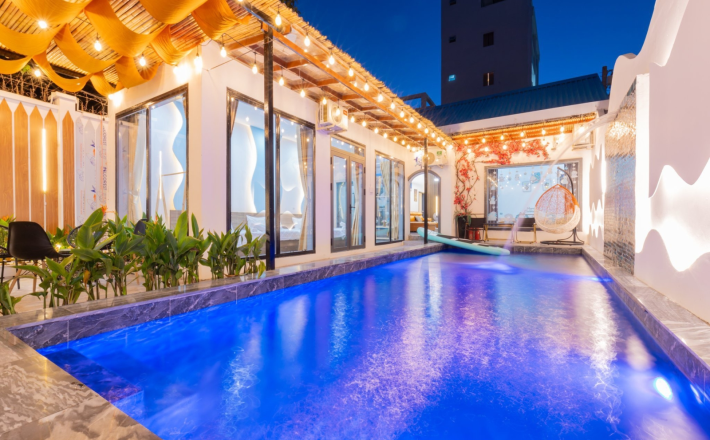 Villa 13 Nguyễn Hiền Đi Bộ Ra Biển