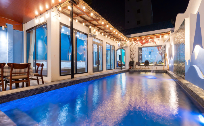 Villa 13 Nguyễn Hiền Đi Bộ Ra Biển