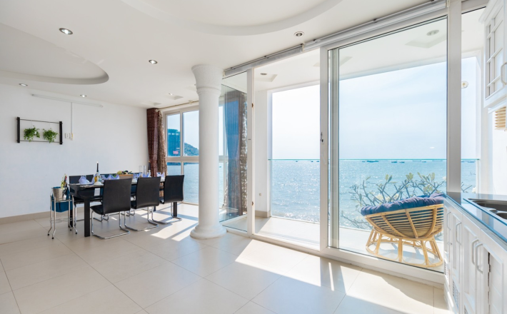 Villa 69 Trần Phú View Biển Sát Biển