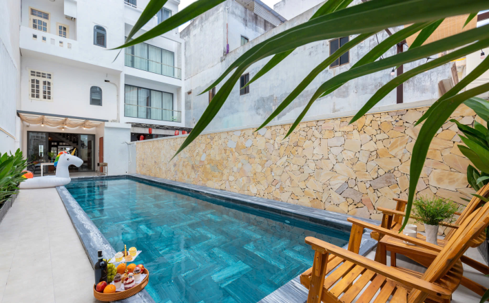 14 Nguyễn Hiền Đi Bộ Ra Bãi Tắm Thùy Vân