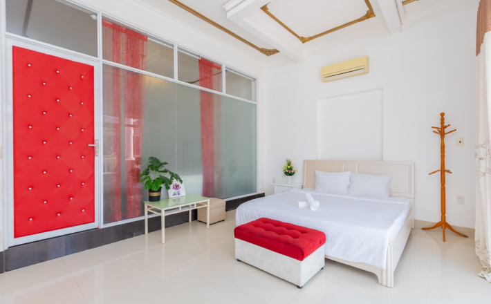 Số 5 Lạc Long Quân
