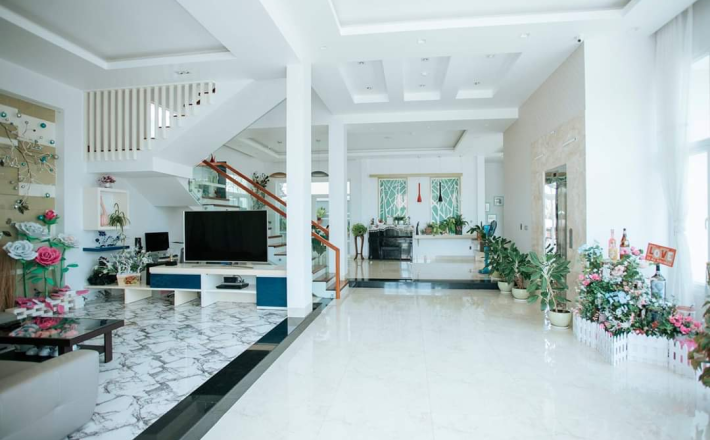10 Nguyễn Hữu Tiến
