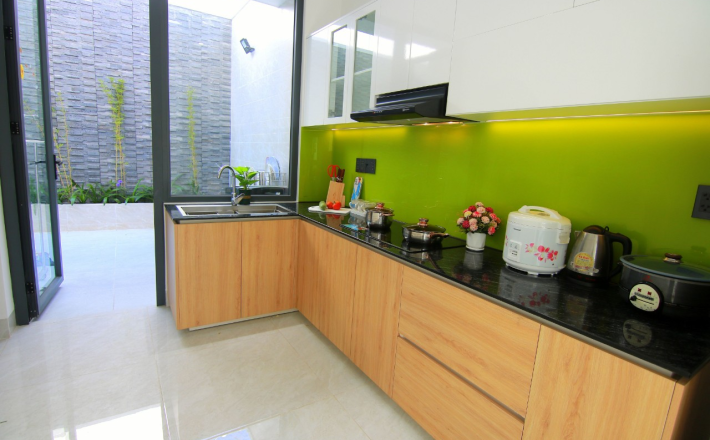 Villa 160/15 Trần Phú - Bãi Dâu - View Biển - Đi Bộ Ra Biển