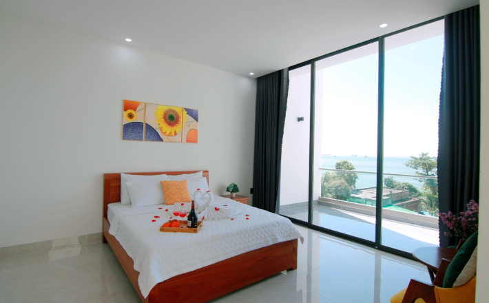 Villa 160/15 Trần Phú - Bãi Dâu - View Biển - Đi Bộ Ra Biển
