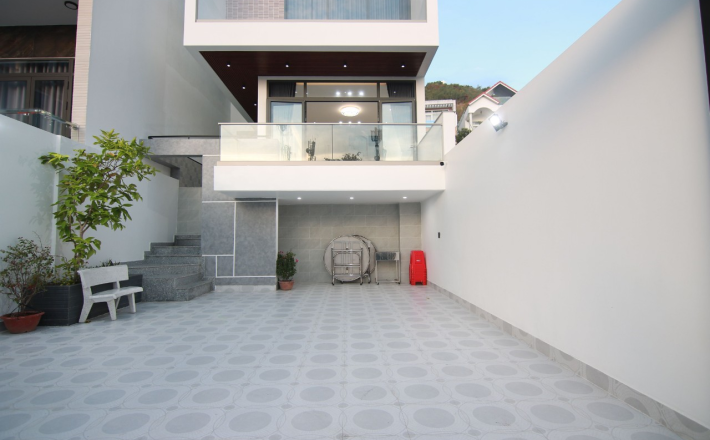 Villa 160/15 Trần Phú - Bãi Dâu - View Biển - Đi Bộ Ra Biển