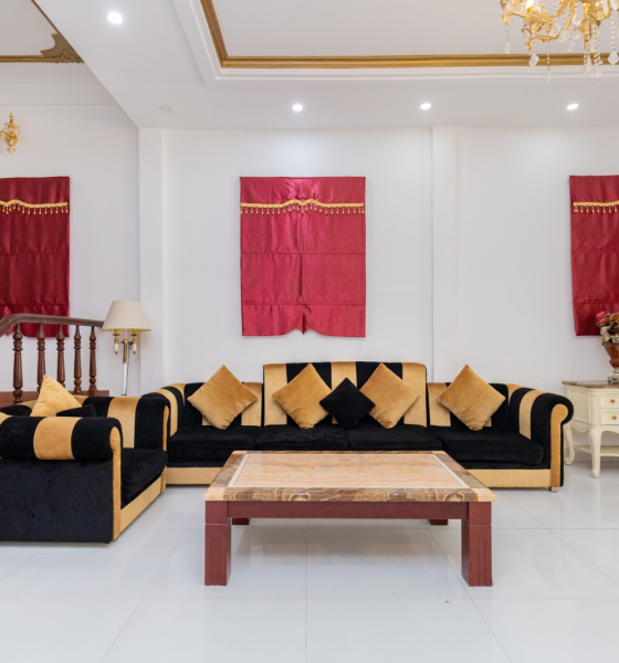 Số 5 Lạc Long Quân